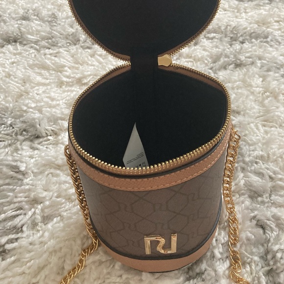 River Island monogram bucket bag - Picture 4 of 11
